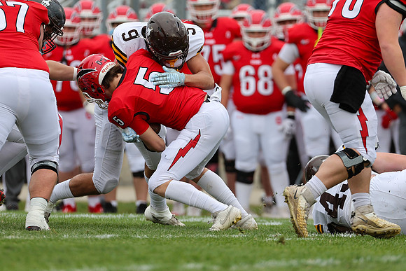 D25-mcd-JCA-fball-289