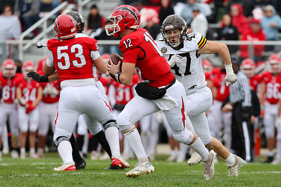 D25-mcd-JCA-fball-341