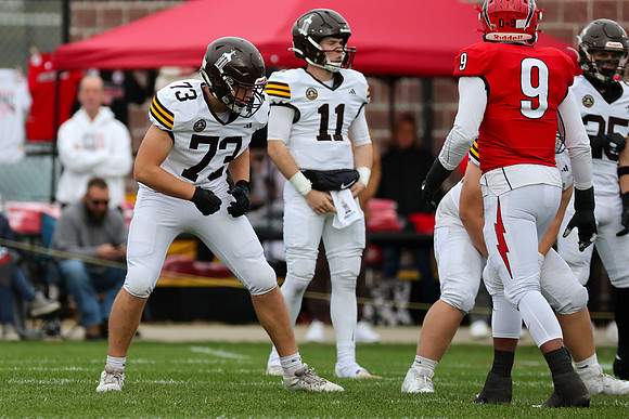D25-mcd-JCA-fball-395